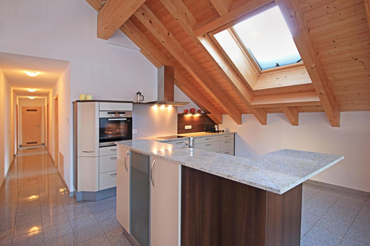 Chalet Zur Rose Apartment Berwang Bagian luar foto